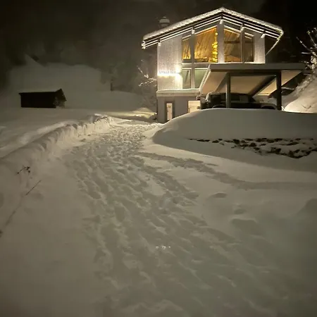 сhalet Located In An Exclusive Destination Appartement Klosters-Serneus