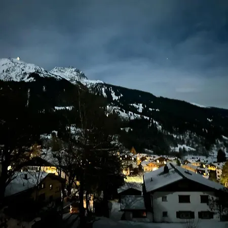 сhalet Located In An Exclusive Destination Appartement *
